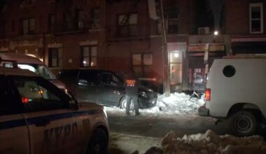 1 woman dead, another critically injured in Astoria, Queens apartment fire