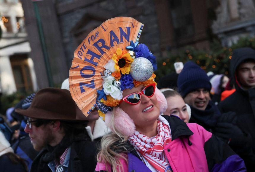 New York resident Jen Shoemaker told CNN the crowd Thursday was 