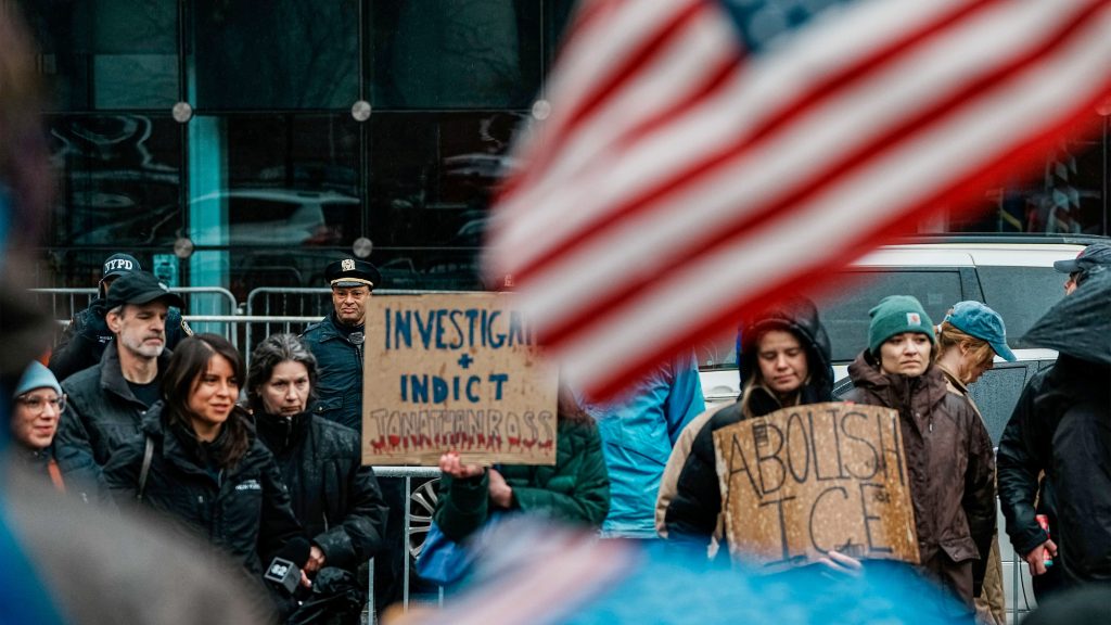 ANTI-TRUMP WALKOUT HITS NYC… | 77 WABC