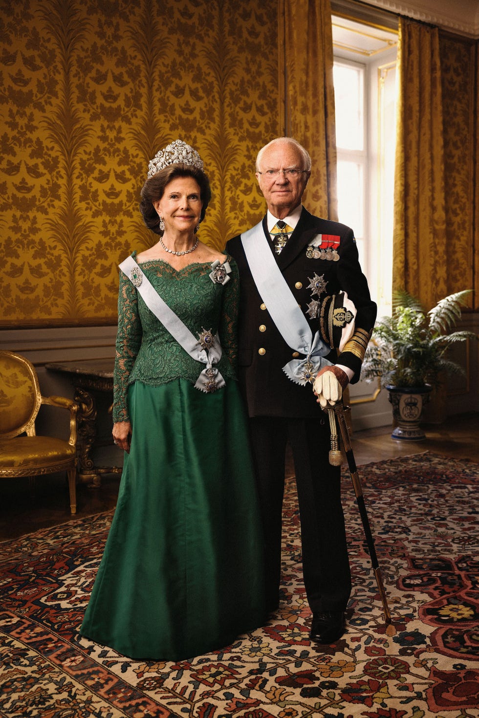 new official portraits of dd.mm. king carl gustav and queen silvia published on january 7, 2026.