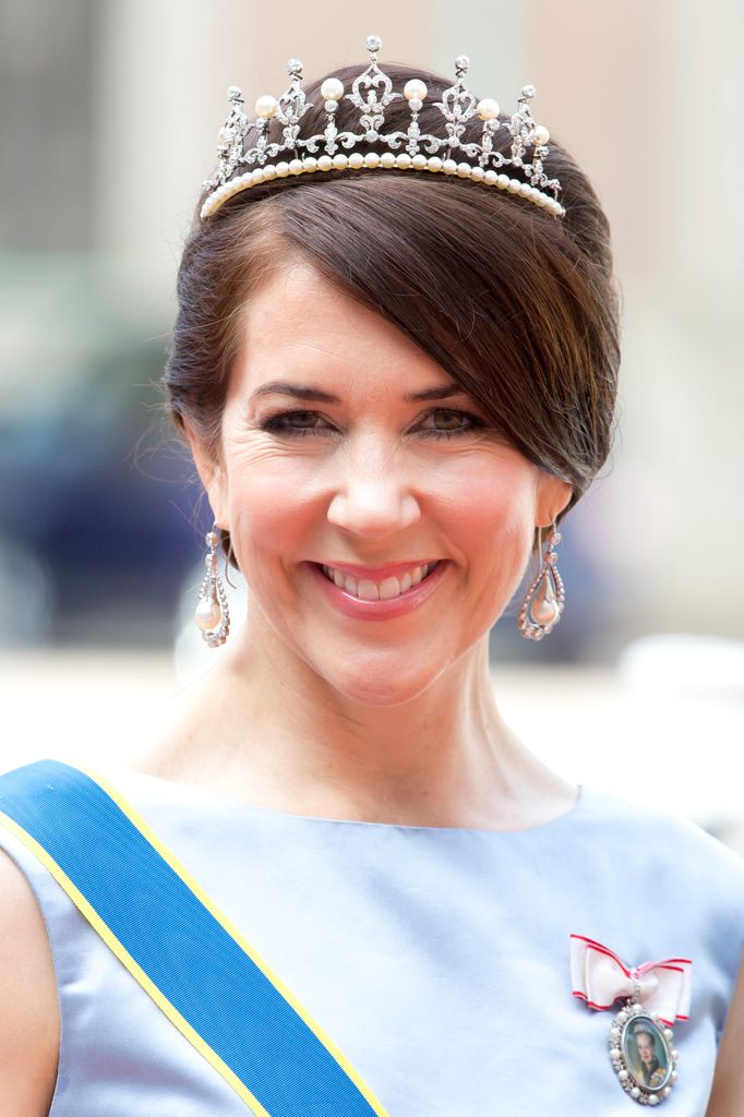 Mary's wedding tiara with the pearl setting