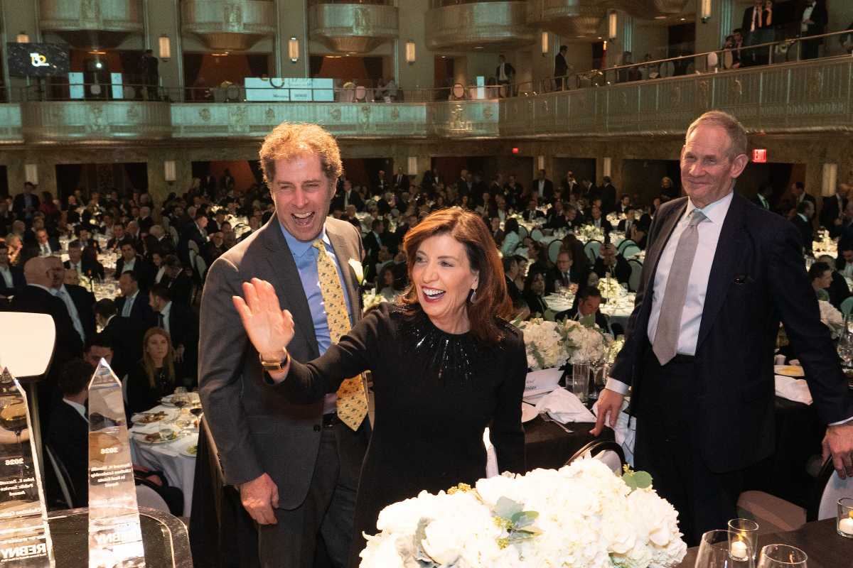 Hochul comes to REBNY Gala, says construction key to city’s future – amNewYork