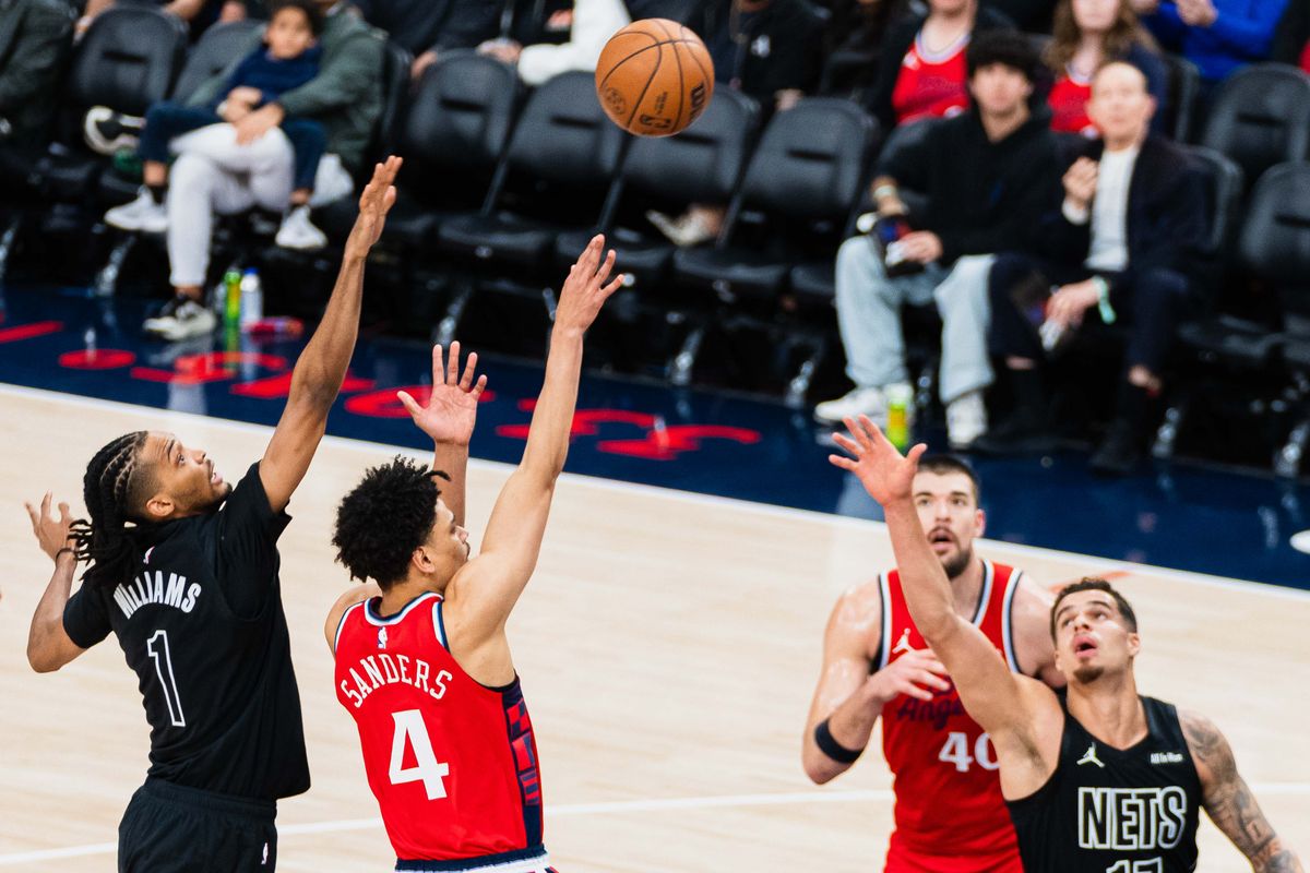 Los Angeles Clippers guard Kobe Sanders (4) shoots the ball during an NBA basketball game against the Brooklyn Nets, Sunday January 25th, 2026 in Inglewood, California. 