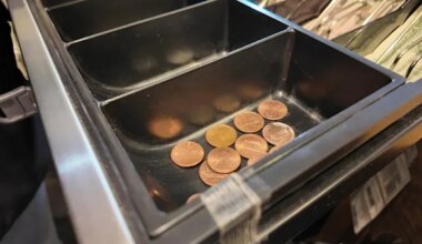 News 12 | Brooklyn | 'Penny for your thoughts.' Local businesses adjust rounding policies as federal government halts penny production