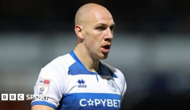 Michael Frey in action for QPR