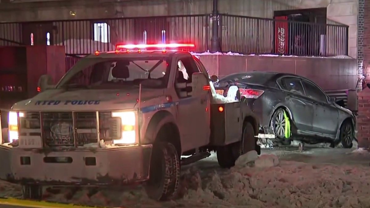 Driver who rammed his car in Chabad Lubavitch HQ in Brooklyn faces hate crime charges – NBC New York