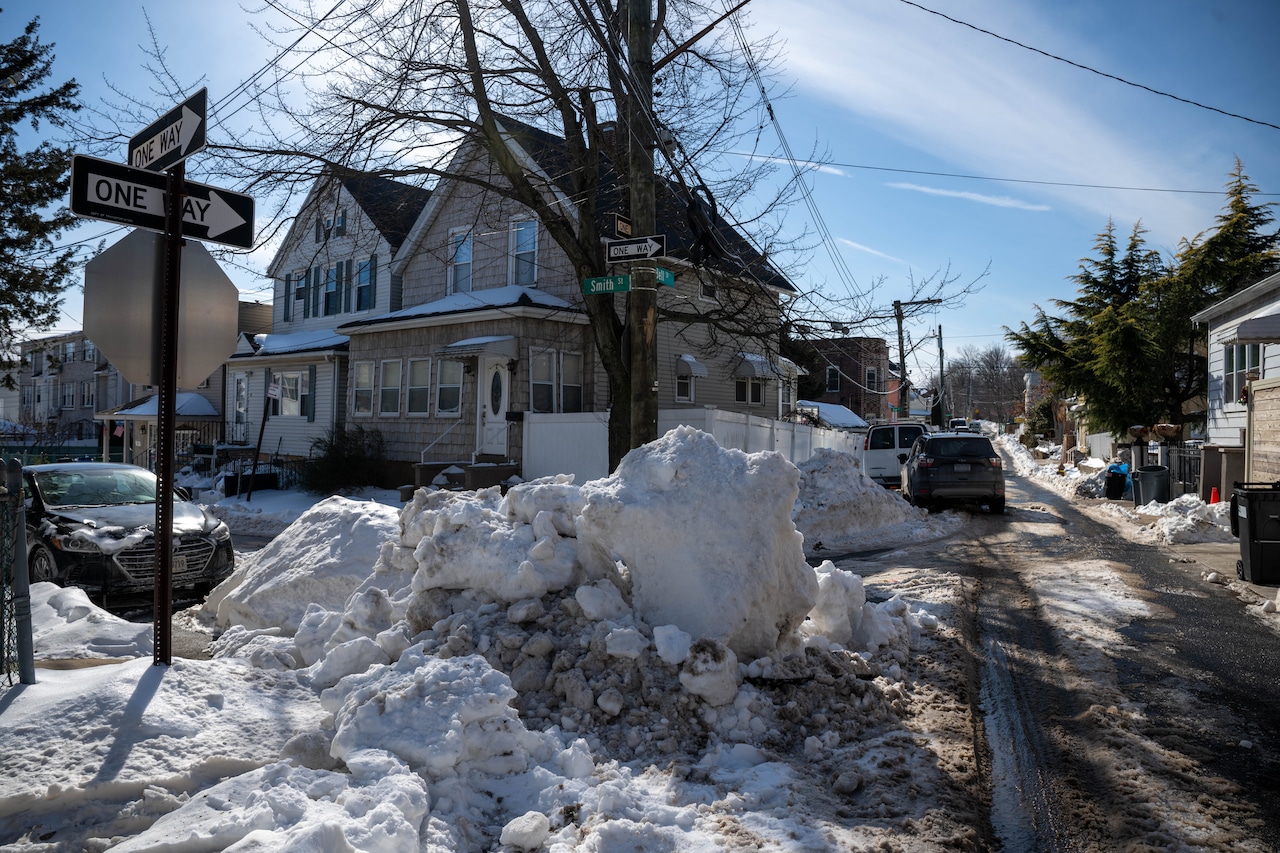 Staten Island snow removal operations continue