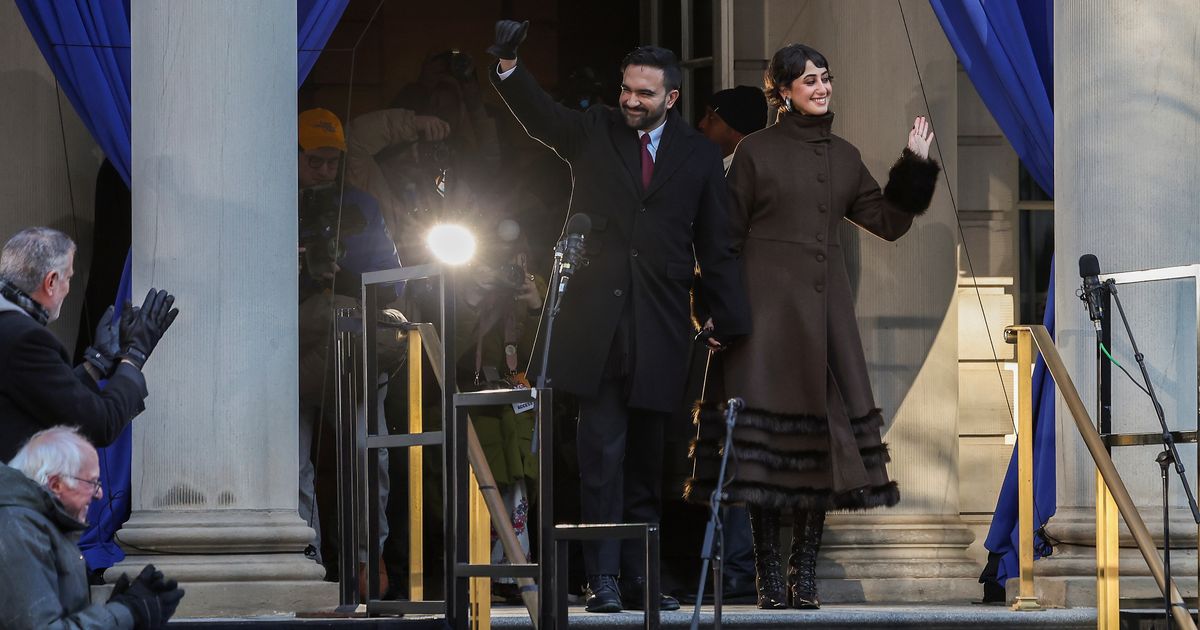 Zohran Mamdani begins his term as NYC mayor with an historic swearing in :: WRAL.com