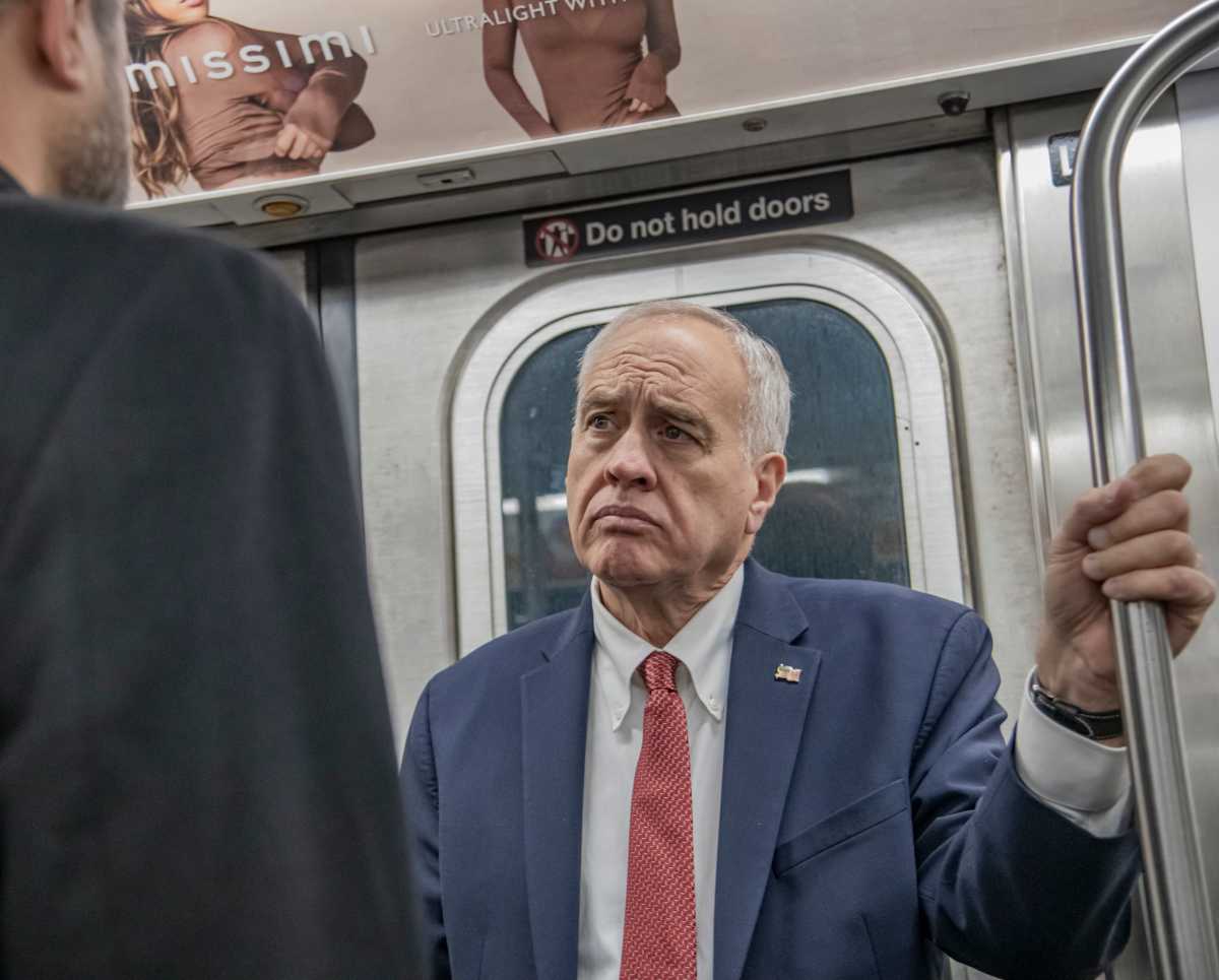 ICE-linked Palantir investment becomes flashpoint in rarely-contested New York state comptroller’s race – amNewYork