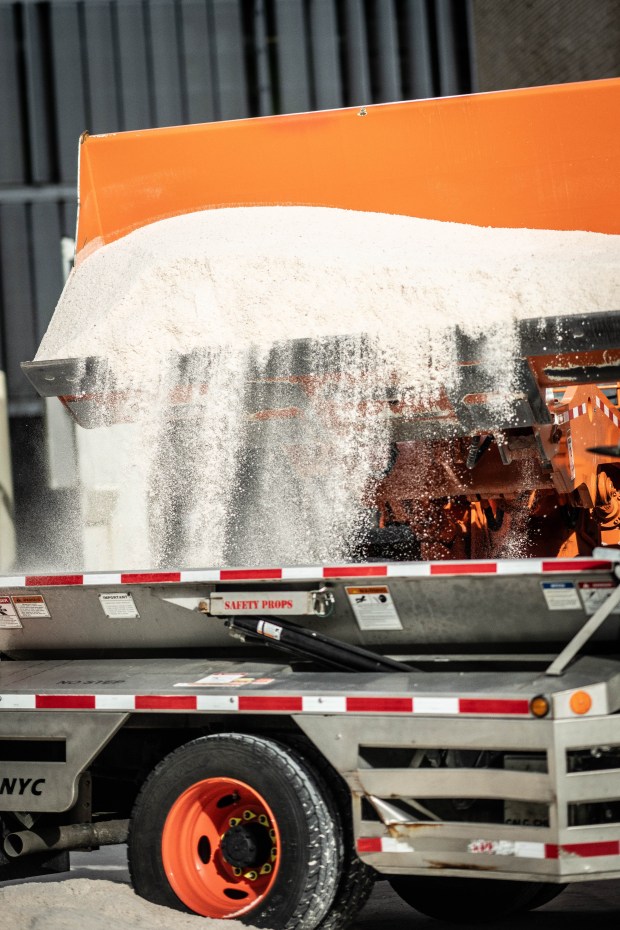Preparations for the upcoming snowstorm are pictured on Friday, Jan. 23, 2026. (Michael Appleton / Mayoral Photography Office)
