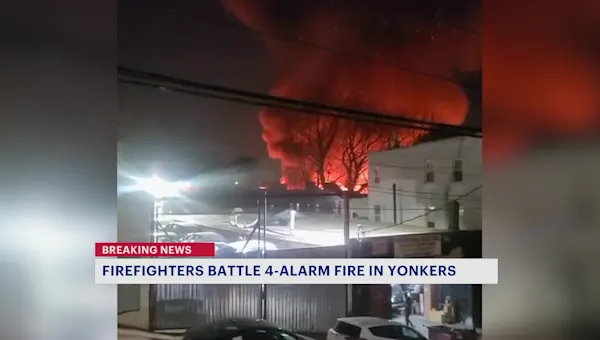 News 12 | Westchester | Firefighters battle 4-alarm fire in Yonkers