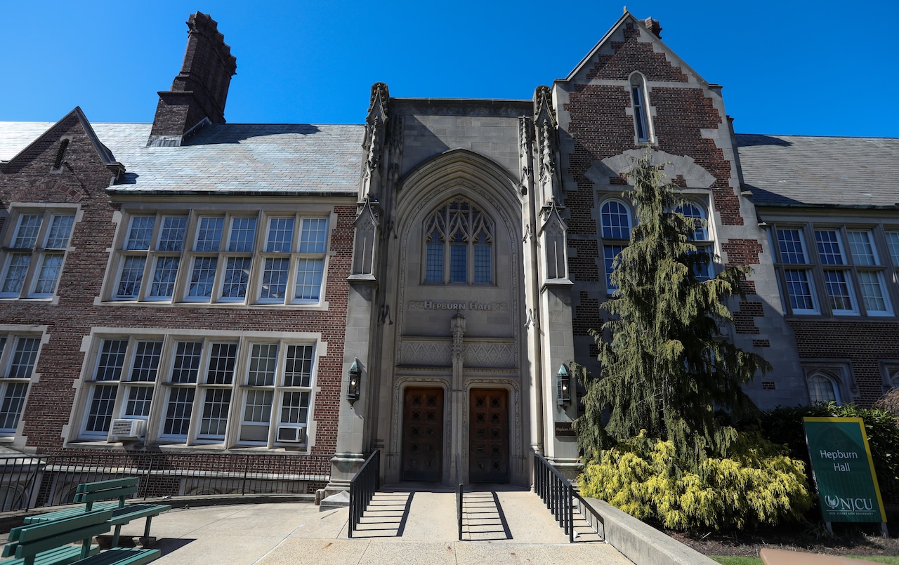 Murphy signs legislation merging NJCU into Kean University