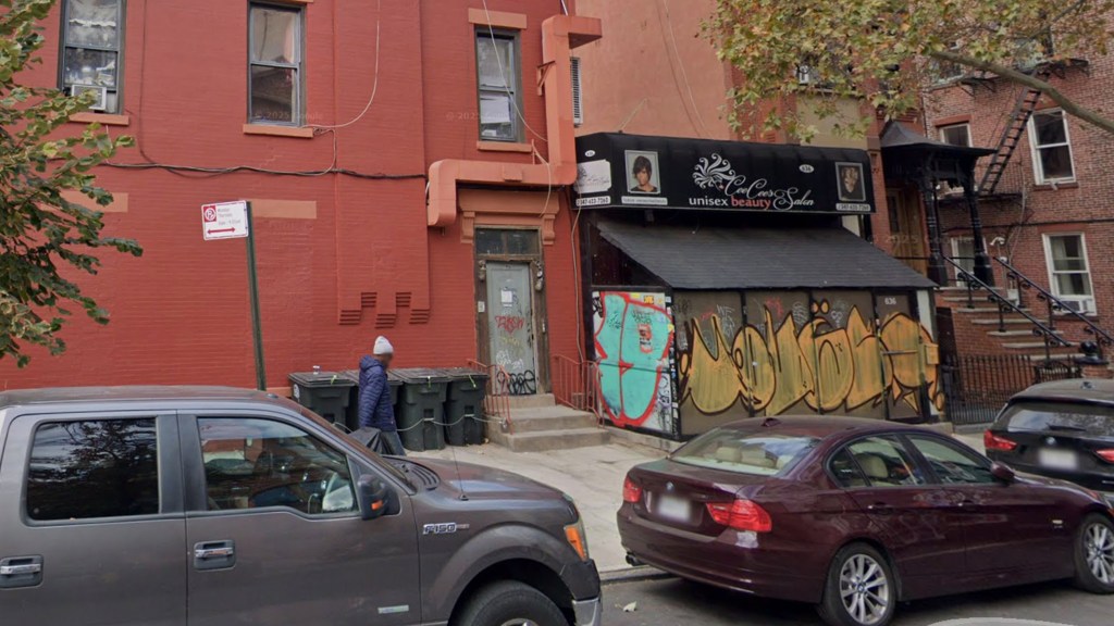 85-year-old woman stabbed to death in her Brooklyn apartment