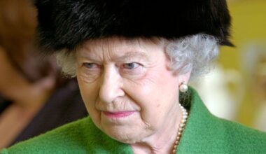 Queen Elizabeth's 5-word response after being caught throwing shoes at Prince Philip