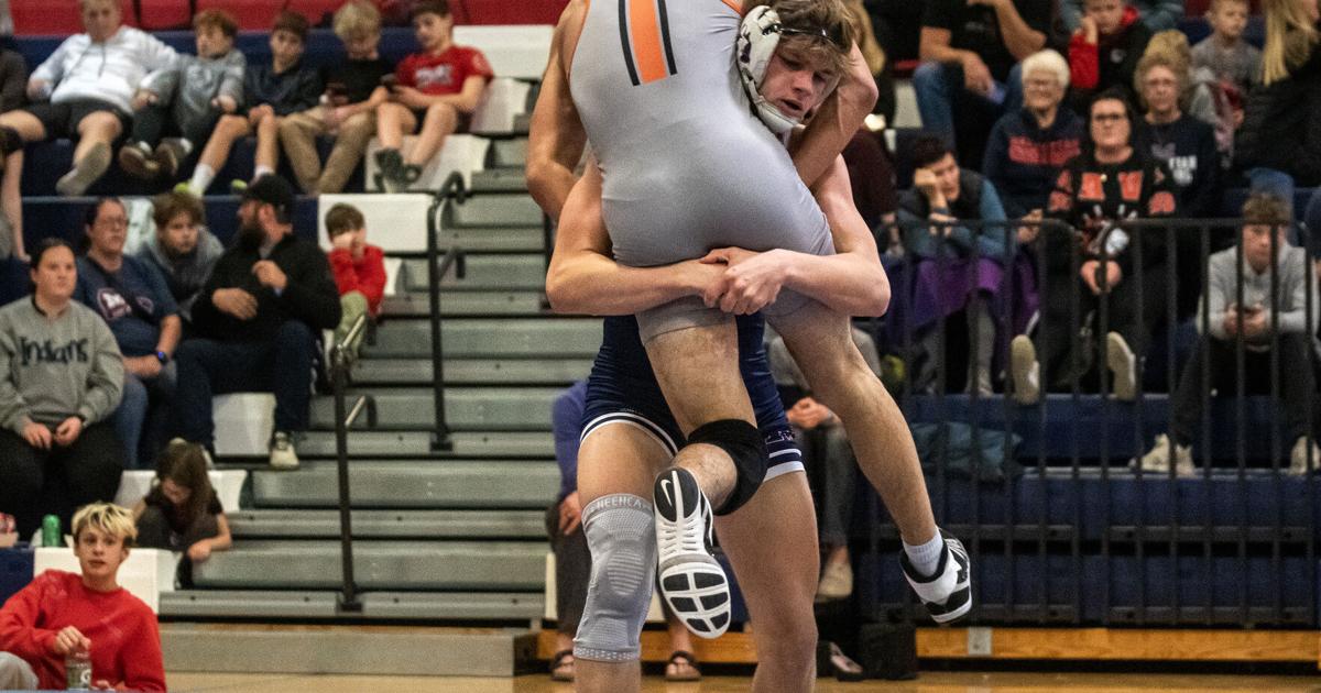 MHS girls' wrestling places 2nd, boys 8th at Newton Tournament of Champions | Sports
