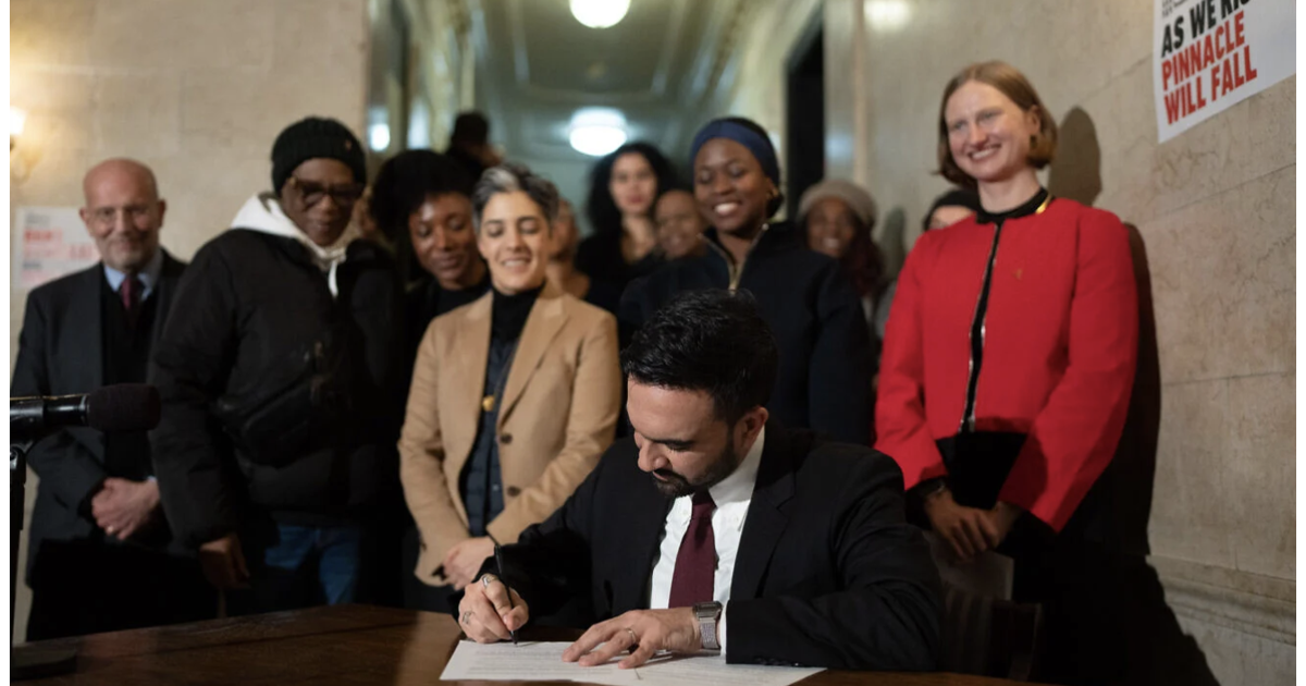 Mamdani, AOC denounce pro-Hamas chants outside Queens synagogue, with mayor using ‘terrorist’ label for first time | JTA