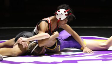 River Queens outduel Sabers on the road 45-34 | High School Sports