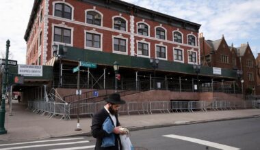 Car rams into Chabad headquarters in New York City, damaging doors | Associated Press