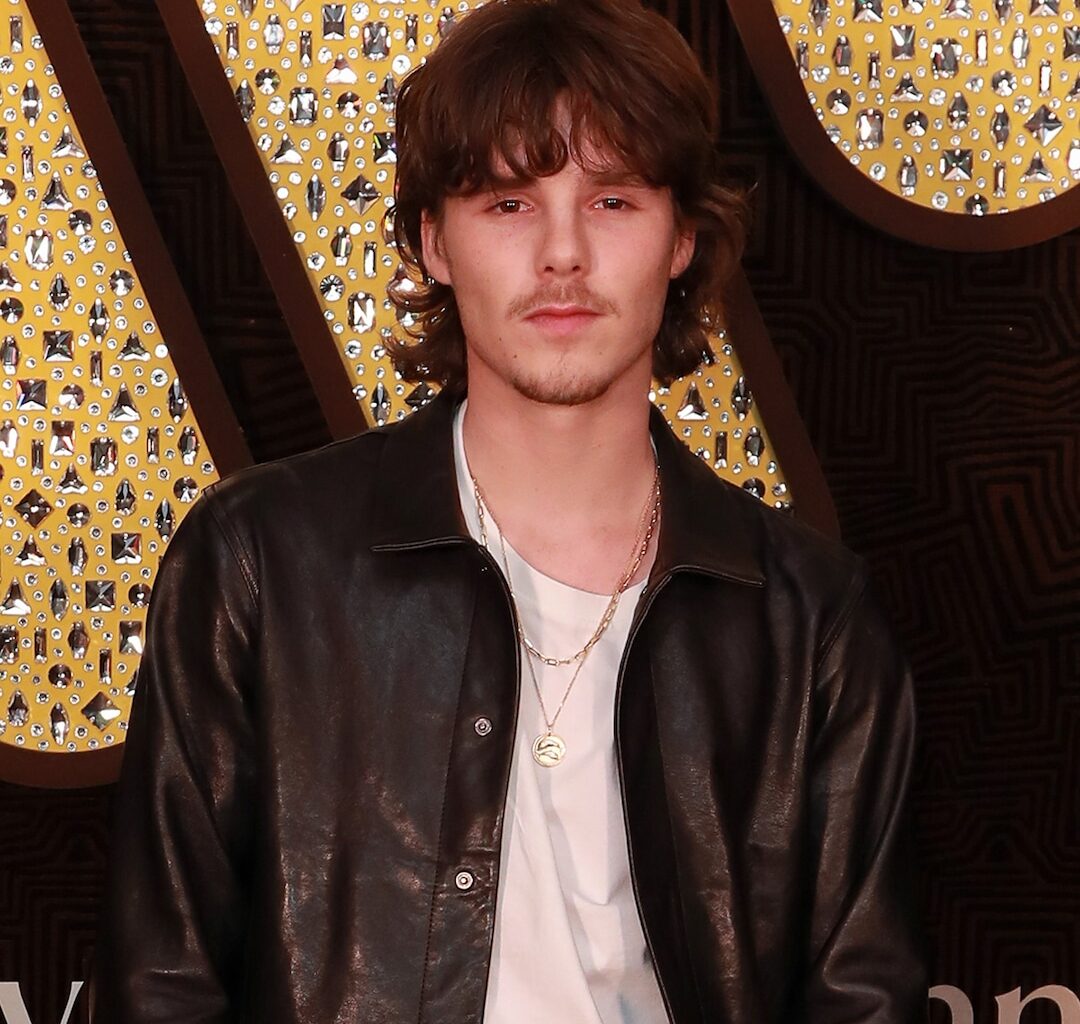 Cruz Beckham on Victoria Beckham-Brooklyn Beckham Dance