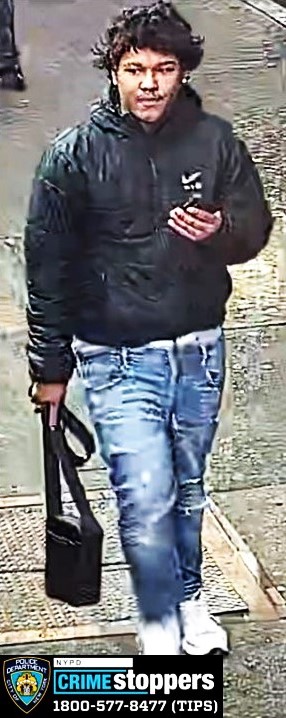 Suspect in murder of Queens teen caught on camera