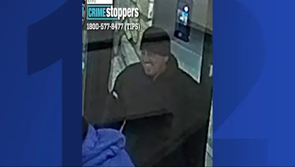 News 12 | Brooklyn | Jewelry thieves climb through 3rd floor window of Sheepshead Bay store