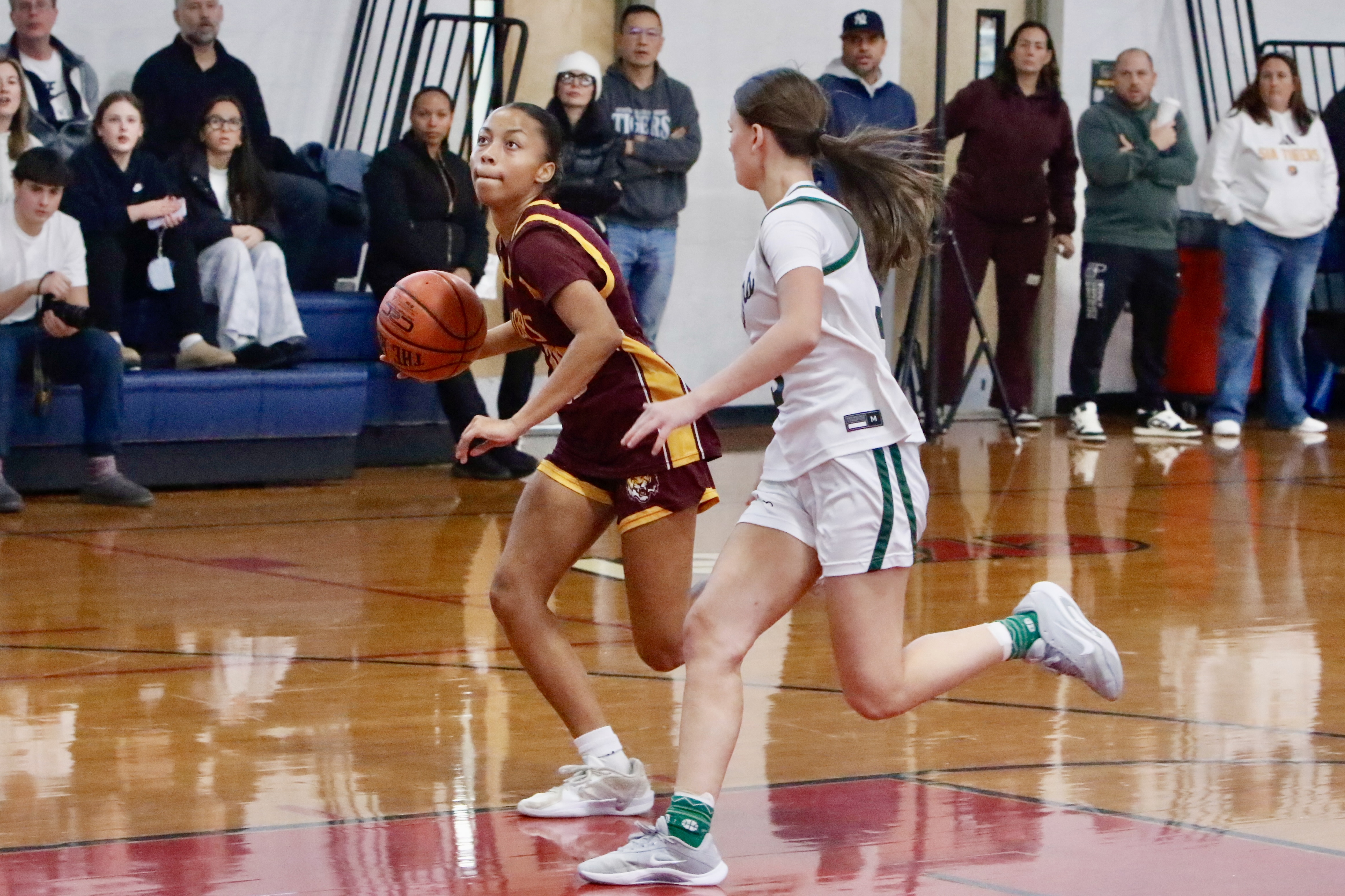 Staten Island Academy's Margaret Moschella looks to get to the rim during a Borough President's Cup matchup vs. Notre Dame Academy on Jan. 24, 2026.