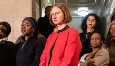 Mamdani Backs Cea Weaver As Past Tweets Resurface