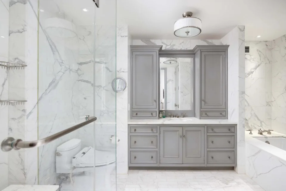 An en suite bathroom. Brown Harris Stevens