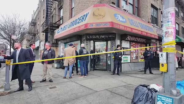 News 12 | Brooklyn | Two men shot inside Flatbush deli