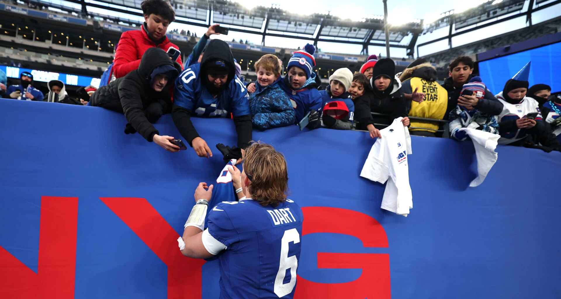 New York Giants fans share mixed reactions after season-ending win