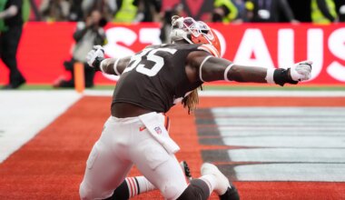 New York Giants predicted to sign David Njoku in free agency