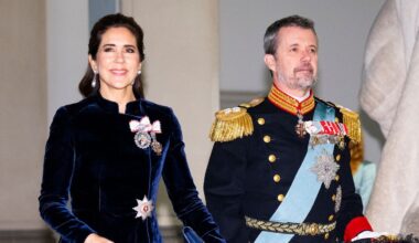 Popularity, power, and the Greenland challenge