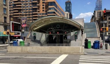 A New 24/7 Customer Service Center Opens at UWS Subway Station