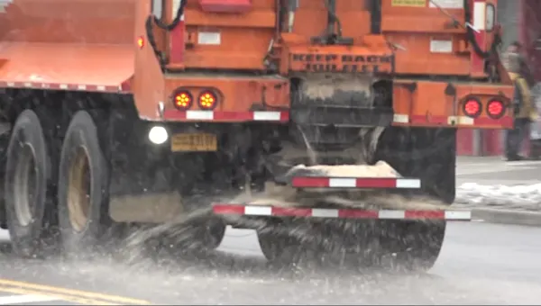 News 12 | Brooklyn | No snow day for students, NYer's encouraged to stay home as city braces for major snowstorm