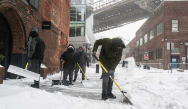 Day 2 brings icy streets as Brooklyn digs out with limited disruptions • Brooklyn Paper