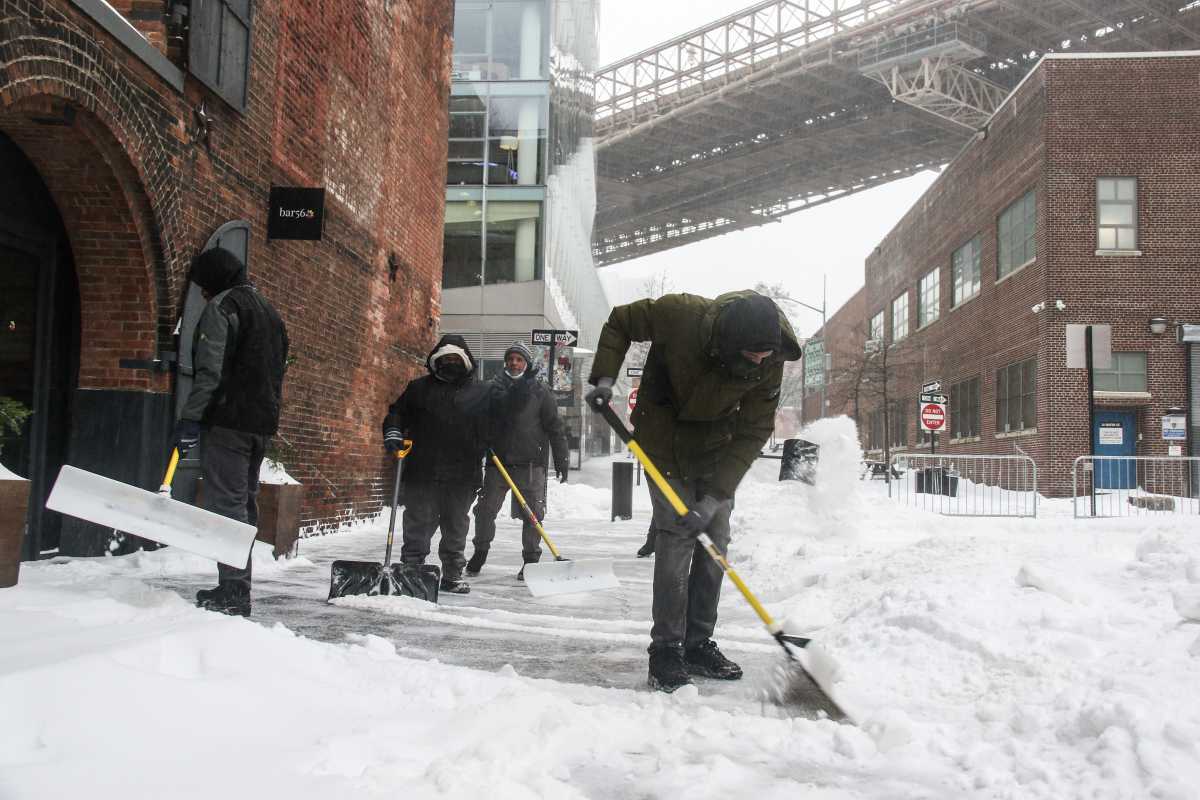 Day 2 brings icy streets as Brooklyn digs out with limited disruptions • Brooklyn Paper