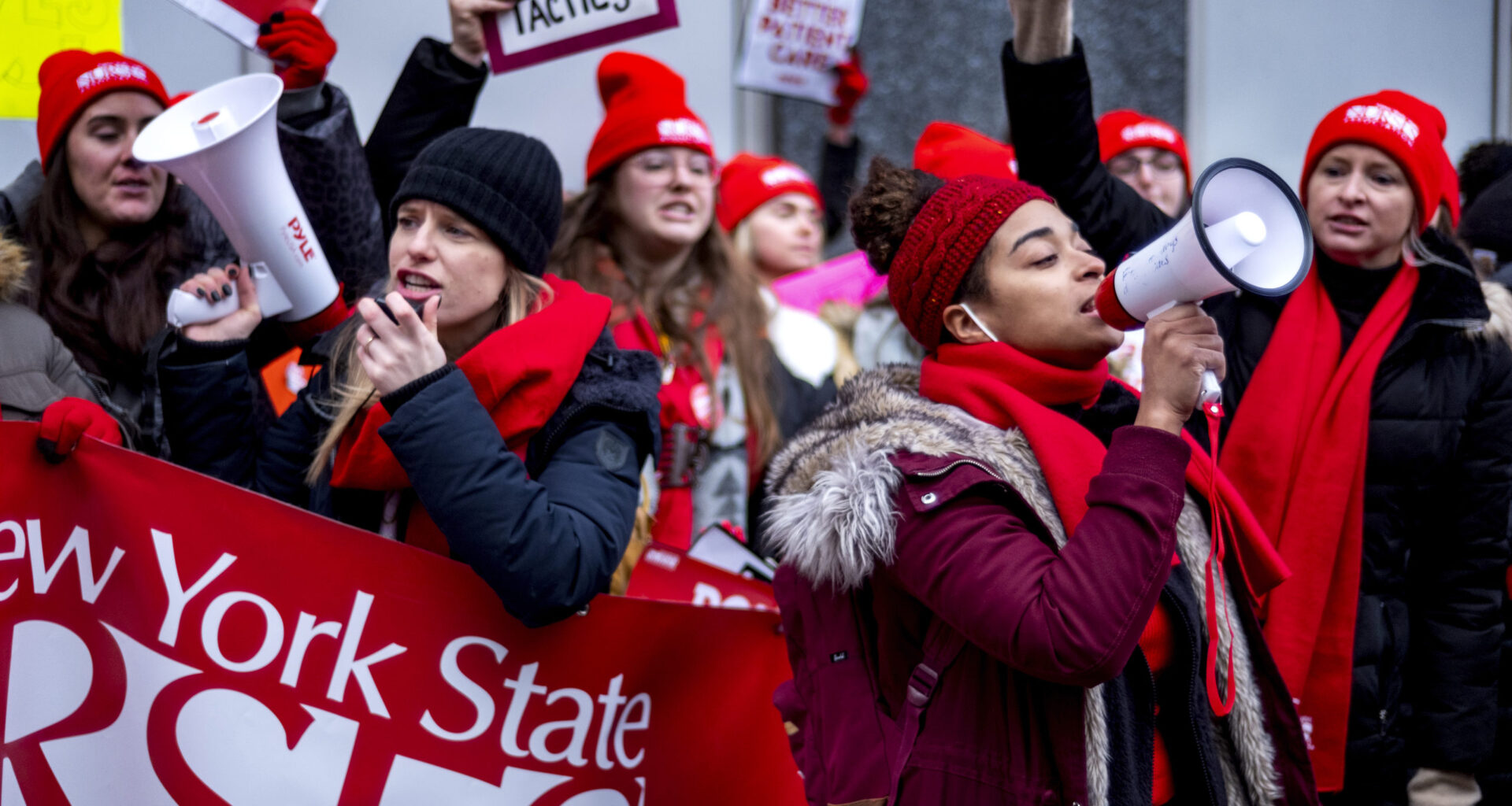 Nurses stage a strike in front of Mt. Sinai Hospital in Manhattan on Monday, Jan. 9, 2023. AP Photo/Craig Ruttle