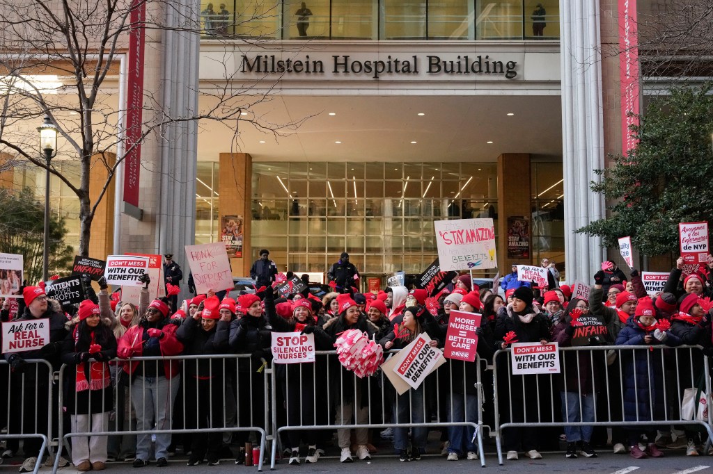 PHOTOS: Nurse Strike in NYC