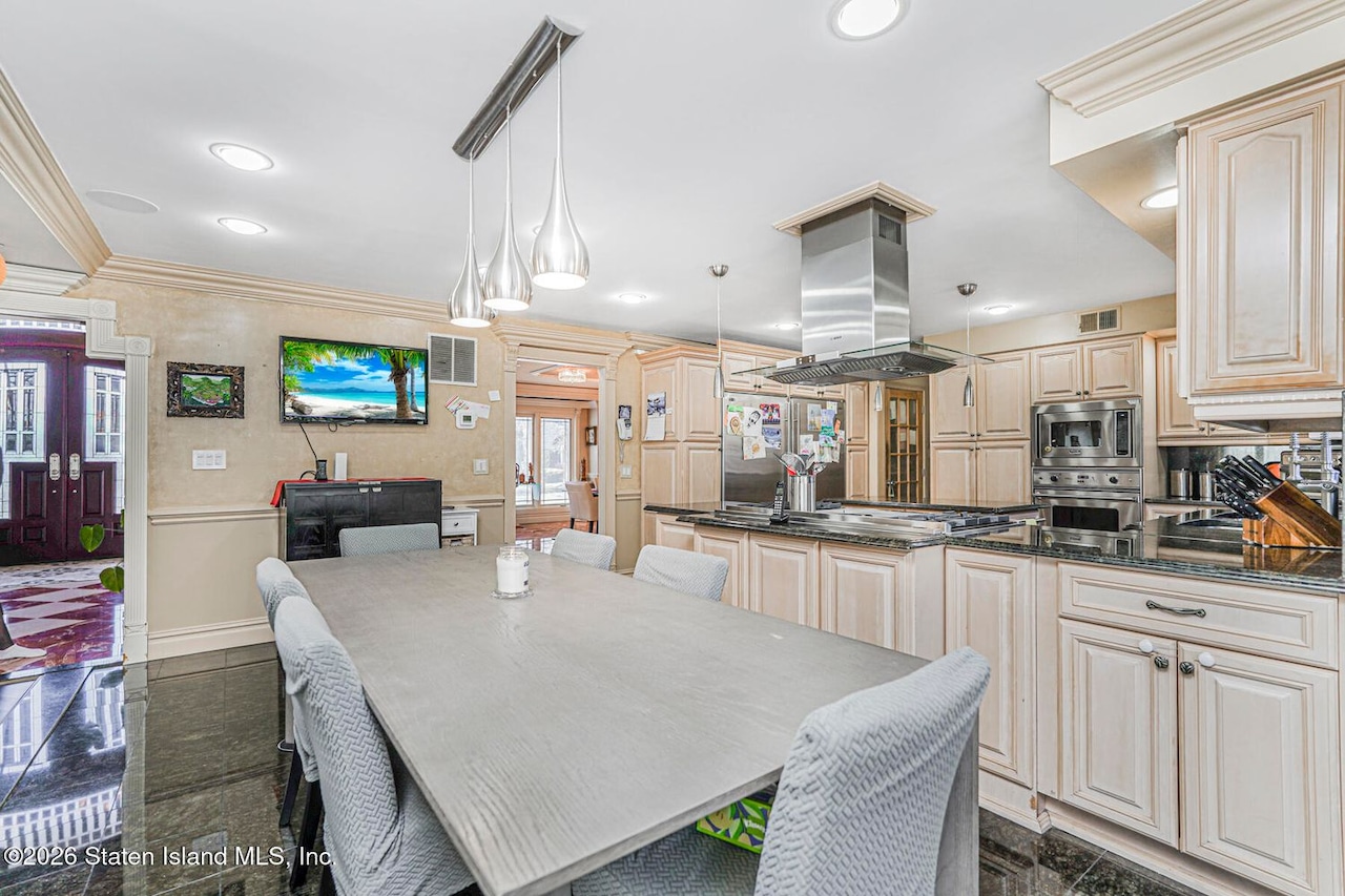 133 Ryan Place, Annadale