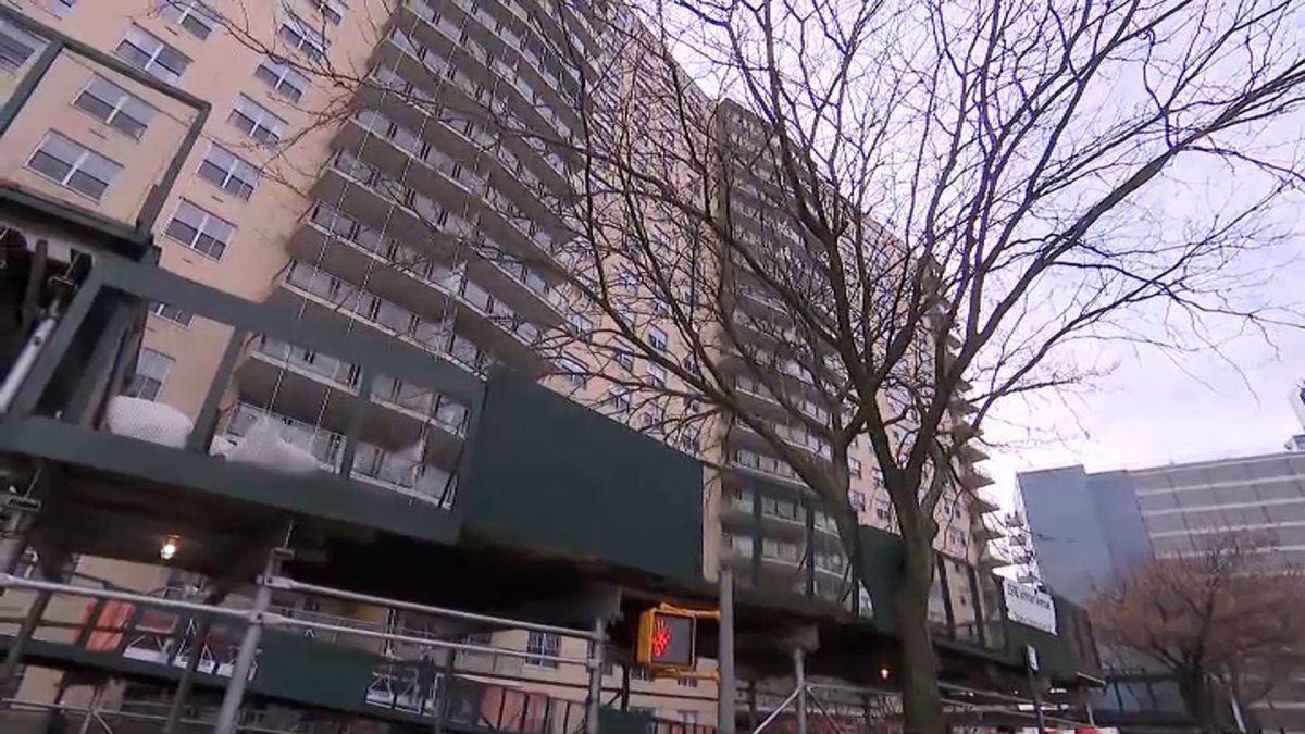 3 shot, 2 dead in apparent murder-suicide in Bronx apartment – NBC New York