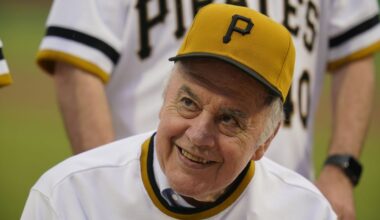 Pitcher Dave Giusti, a member of the 1971 World Champion Pittsburgh Pirates, takes part in a celebration of the 50th anniversary of the championship season before of a baseball game between the Pittsburgh Pirates and the New York Mets in Pittsburgh, Saturday, July 17, 2021. (AP Photo/Gene J. Puskar)