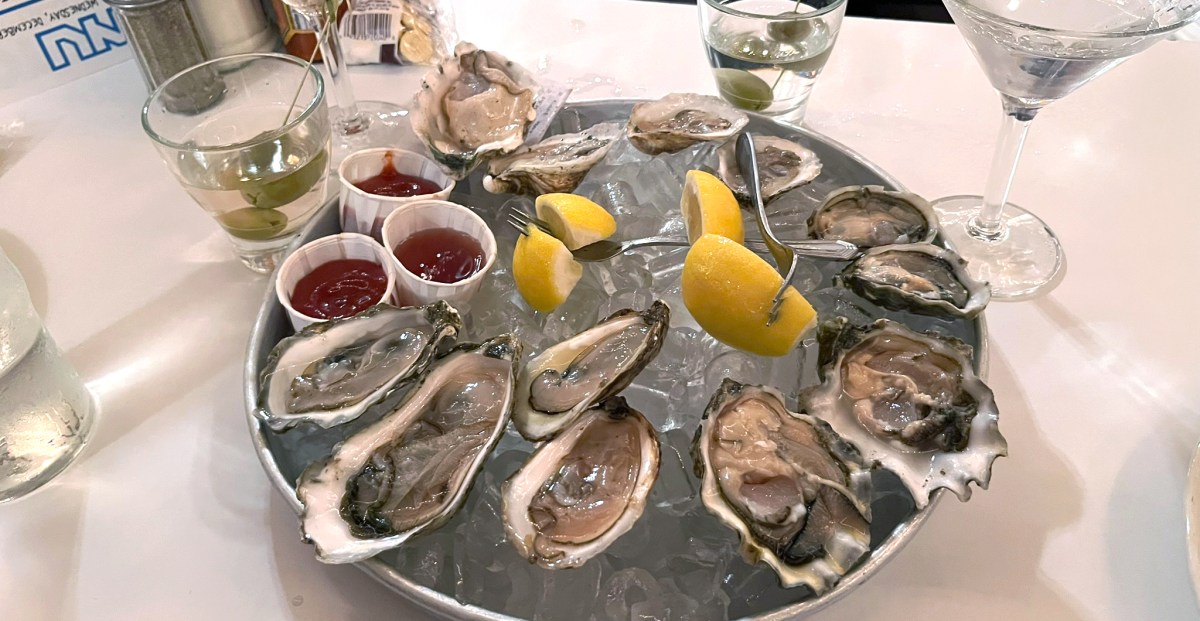 Travel Back in Time With Seafood Platters at NYC’s Grandest Restaurant