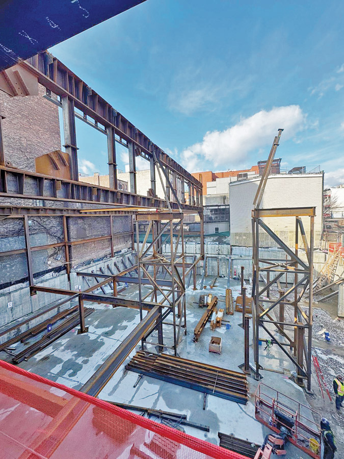 Steel staging towers