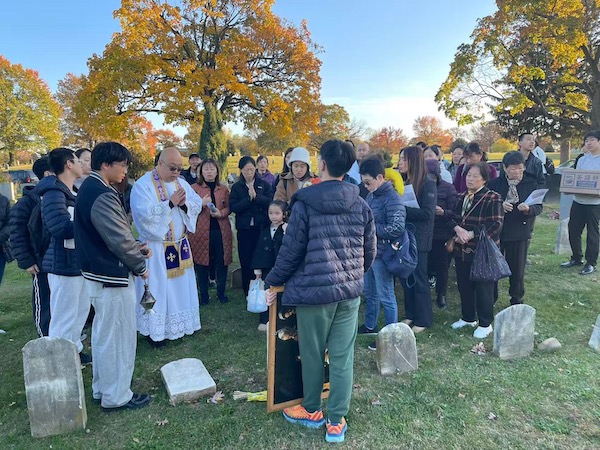 Chinese Immigrants Remembered by New York City Priest
