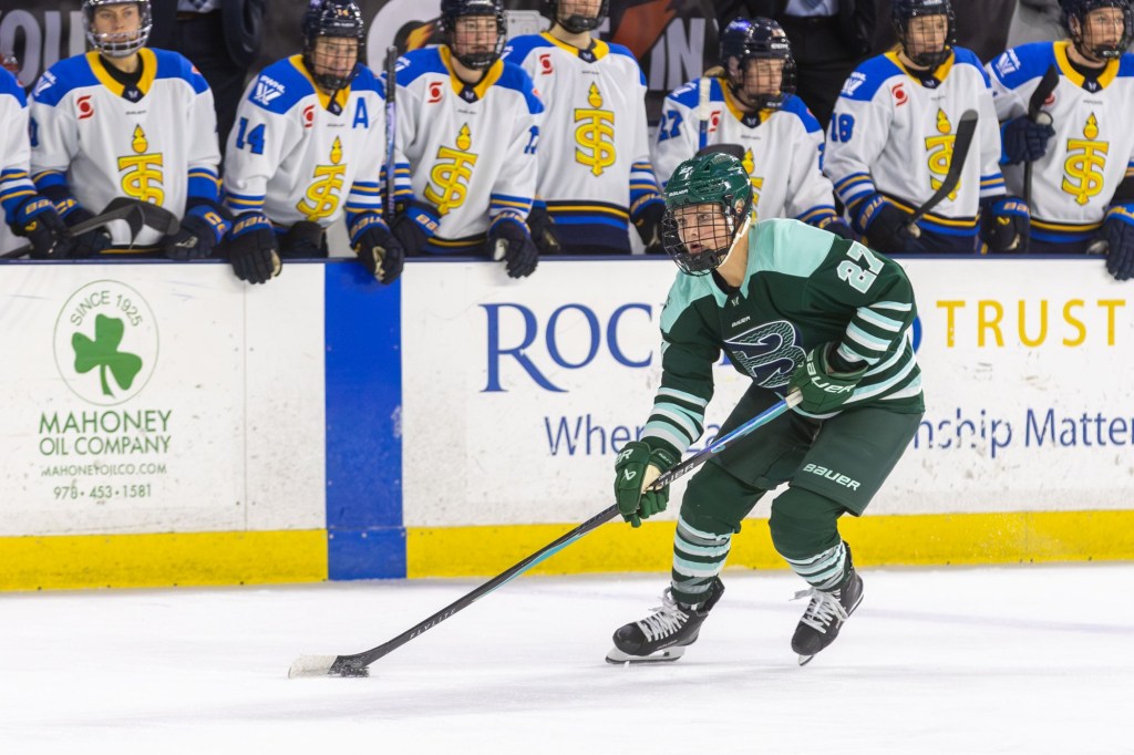 Boston Fleet edge the New York Sirens in shootout