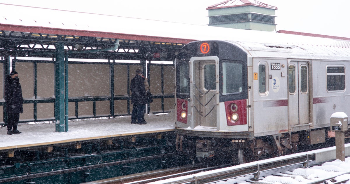 NYC snow this weekend won't stop MTA subways, buses from running, official says