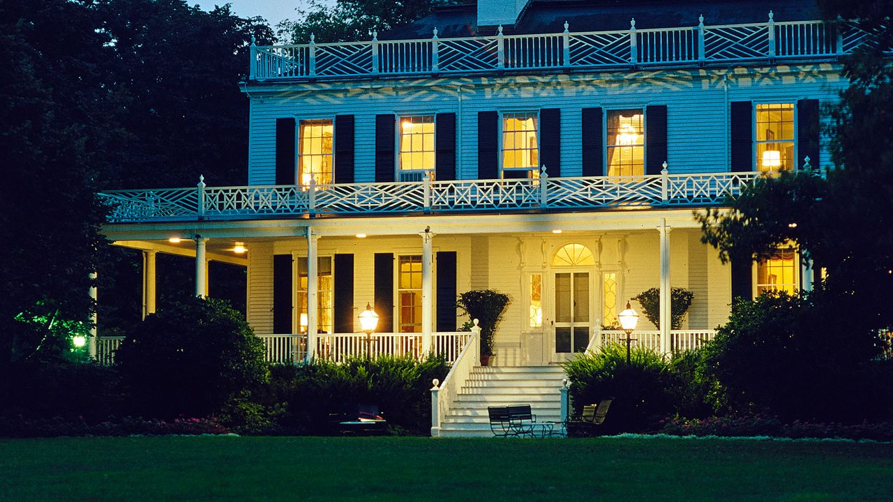 The Ghosts of Gracie Mansion, Which Zohran Mamdani and Rama Duwaji Now Call Home