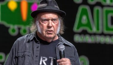 Neil Young offers Greenland free access to his music catalog – NBC New York