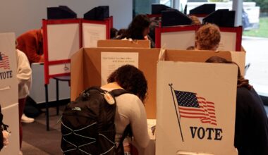 Young Americans are rejecting the two major political parties – NBC New York