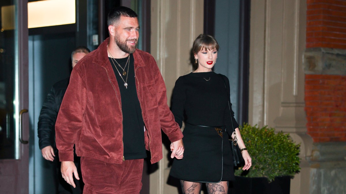 Travis Kelce says his favorite Christmas gift came from fiancée Taylor Swift – NBC New York